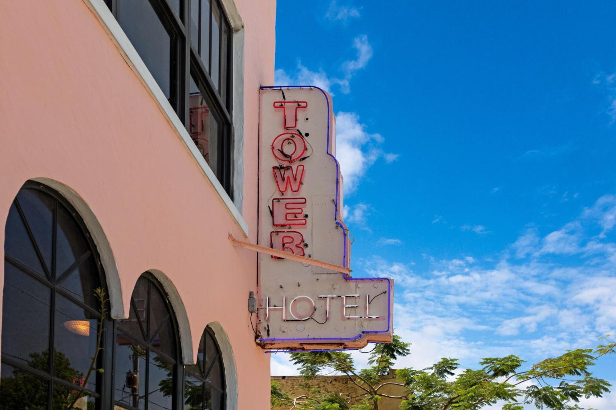 Roami At Tower Hotel - Calle Ocho Miami Exterior foto